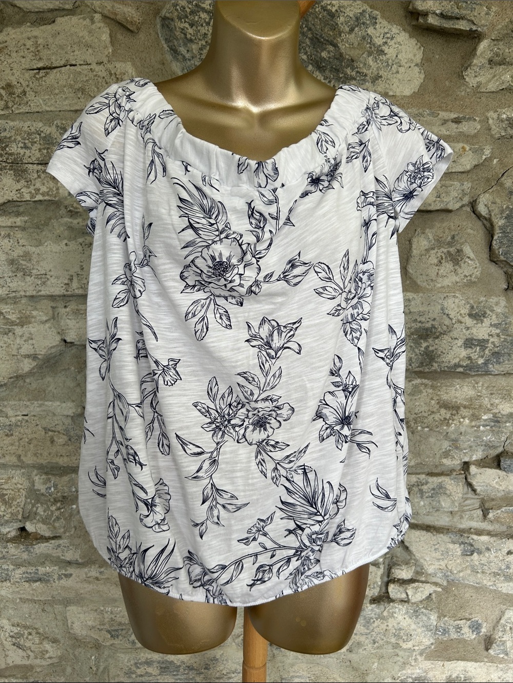 Floral Print off shoulder Top